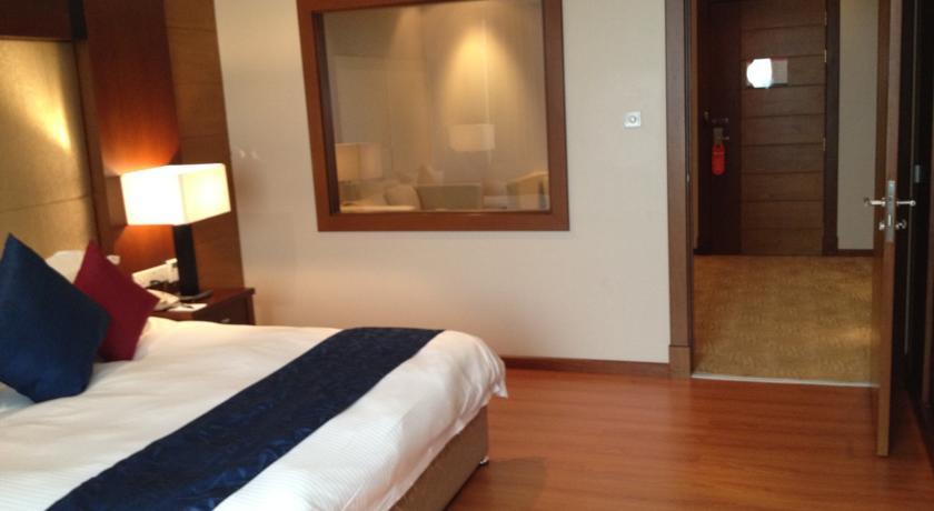 Diva Hotel Al Manamah Esterno foto