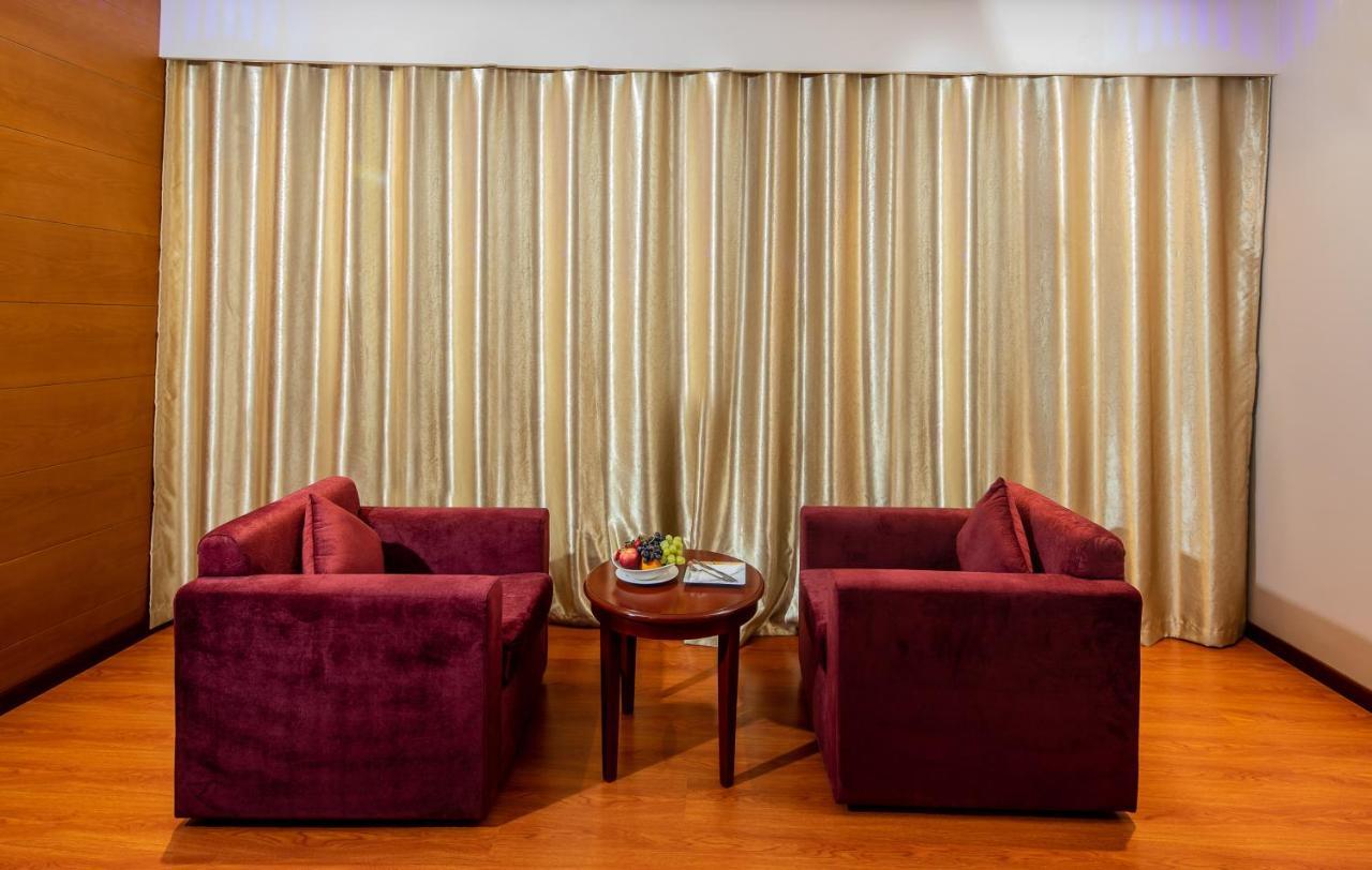 Diva Hotel Al Manamah Esterno foto